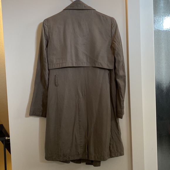 Banana Republic trench coat in XS - Picture 4 of 4